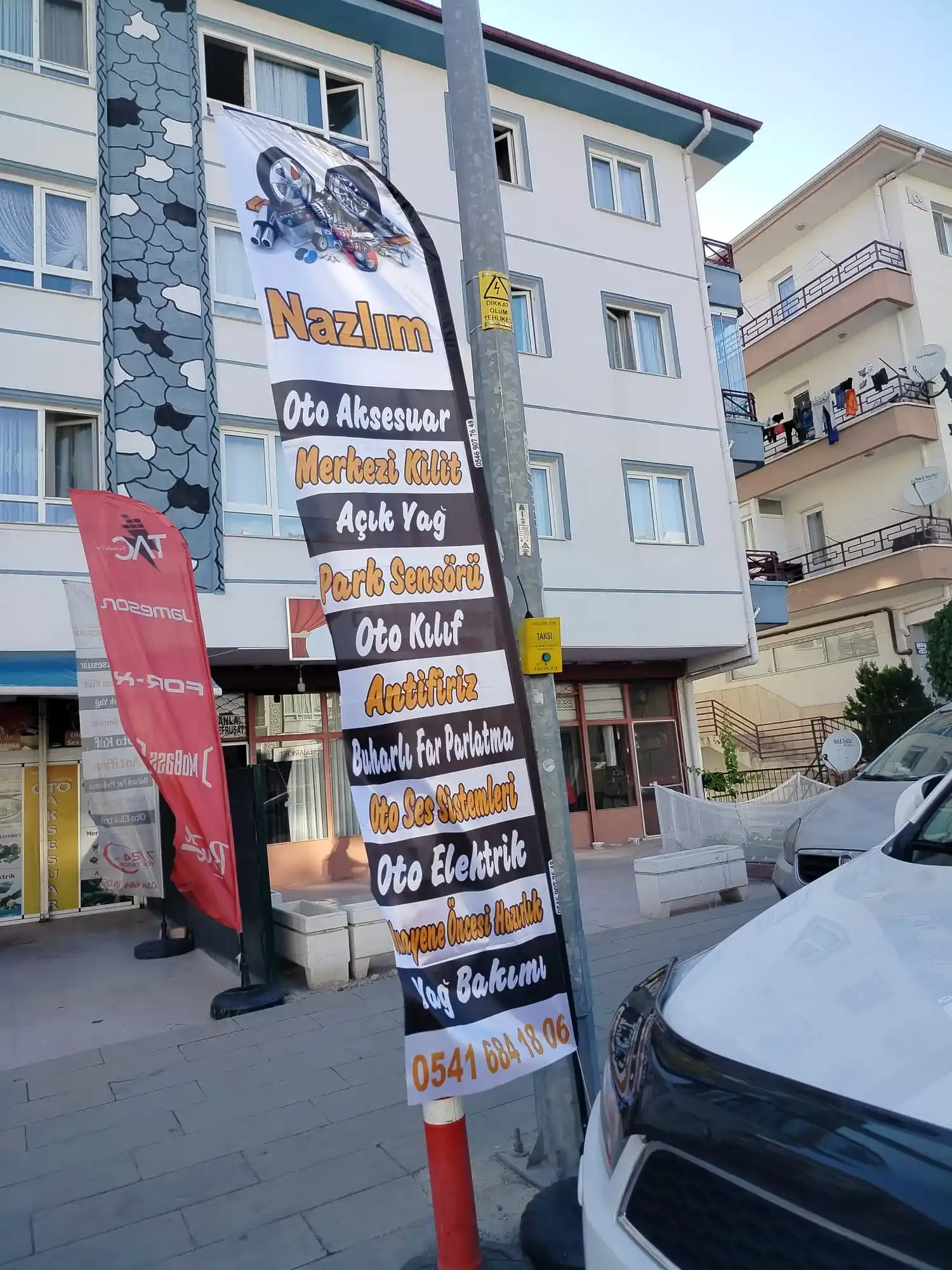 Oto Aksesuarcı Yelken Bayrağı-13